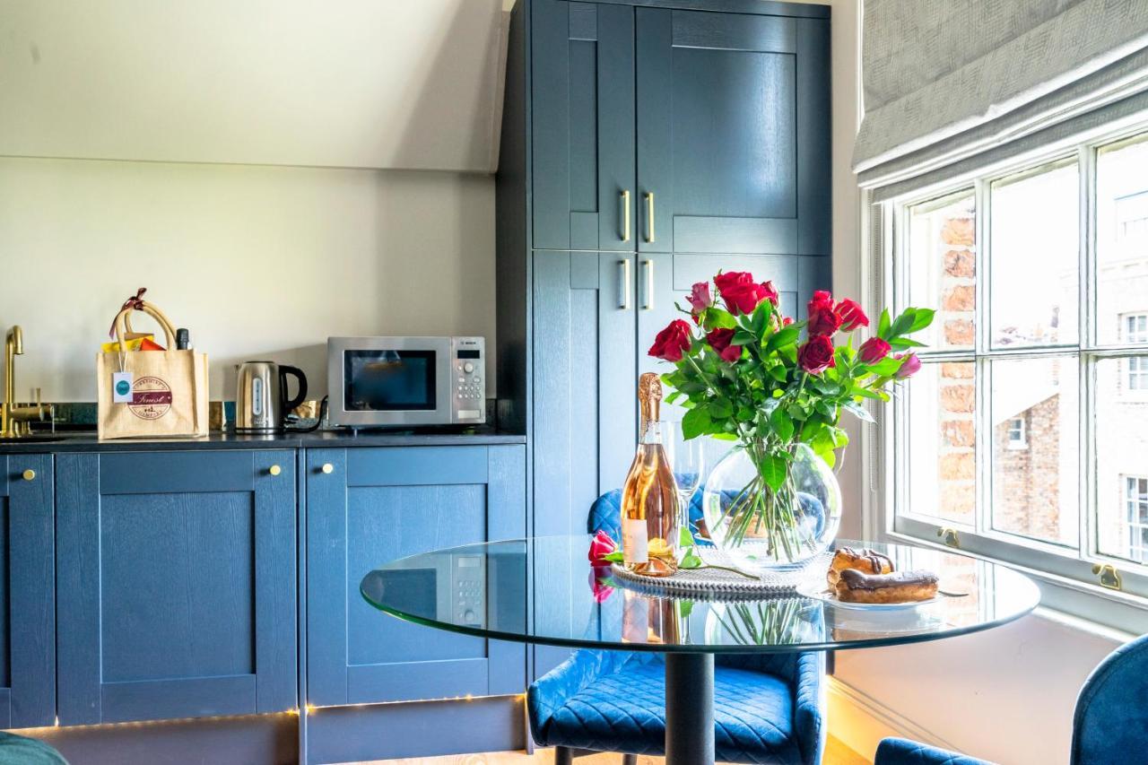 Ferienwohnung The Parlour At Dukes Townhouse York Exterior foto