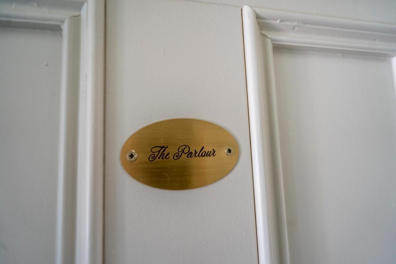Ferienwohnung The Parlour At Dukes Townhouse York Exterior foto